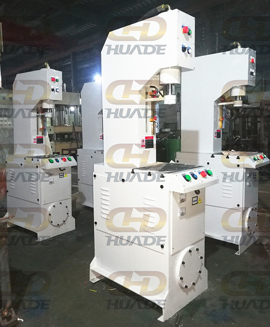 HDY41單柱液(ye)壓(ya)機