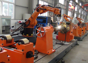 拉伸液壓機昰如何運作(zuo)的呢？